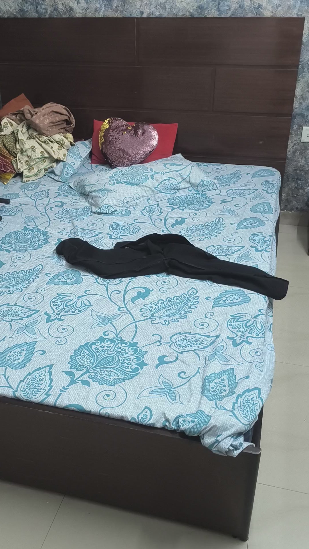 King size bed with mattress video