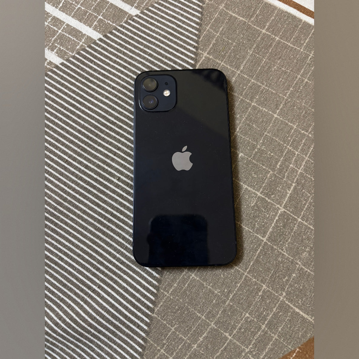 iPhone 12 64GB Black