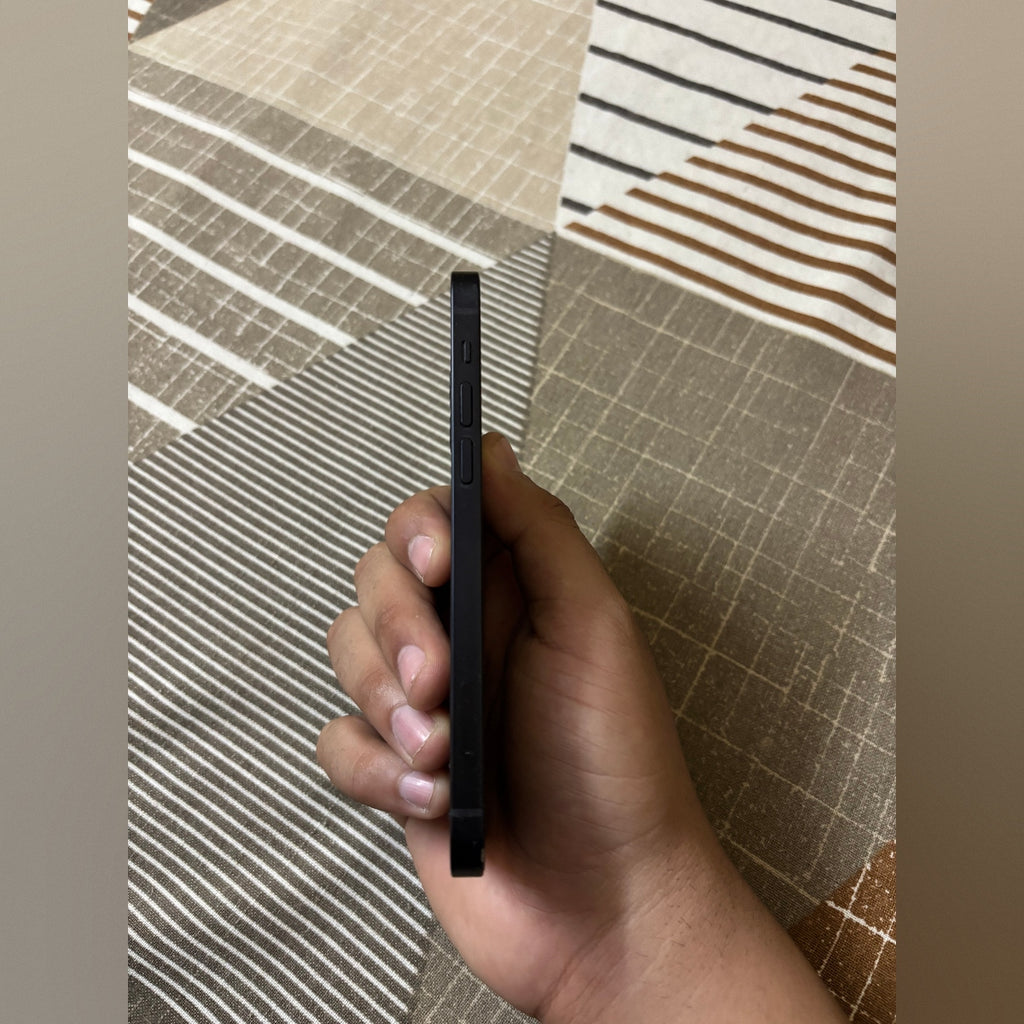 iPhone 12 64GB Black