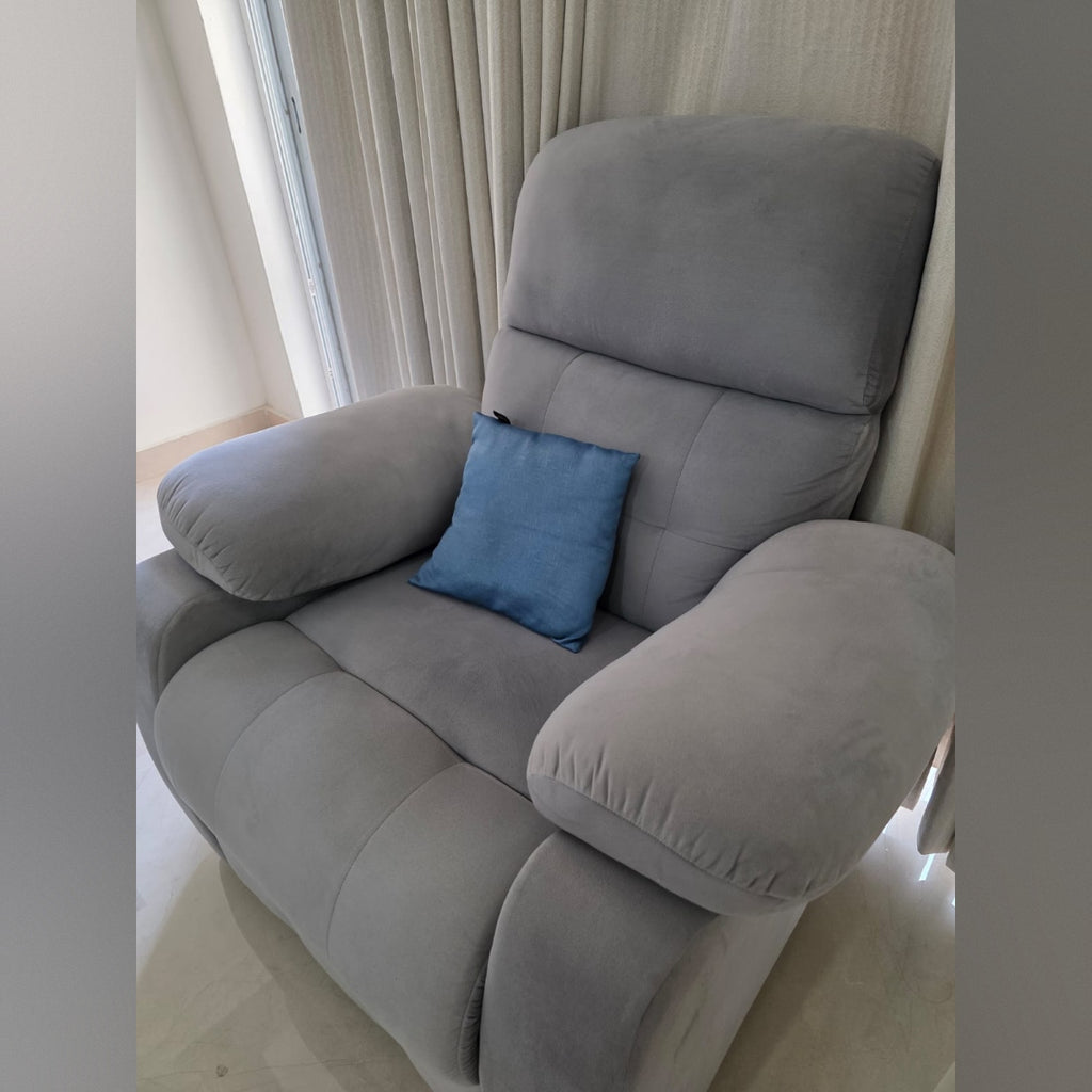 Wooden Street Vivian Manual Recliner Chair