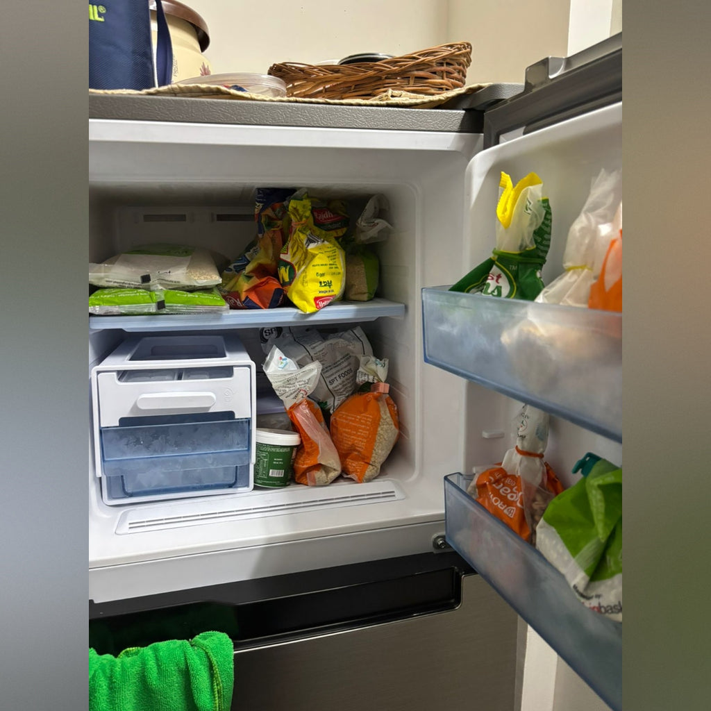 Samsung 256L Frost Free Double Door Refrigerator