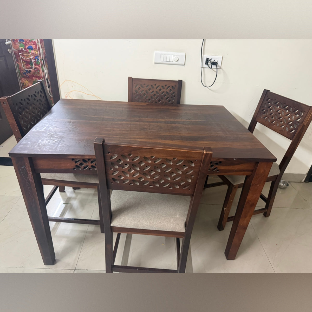 Wakefit Fanila Sheesham Wood 4-Seater Dining Set