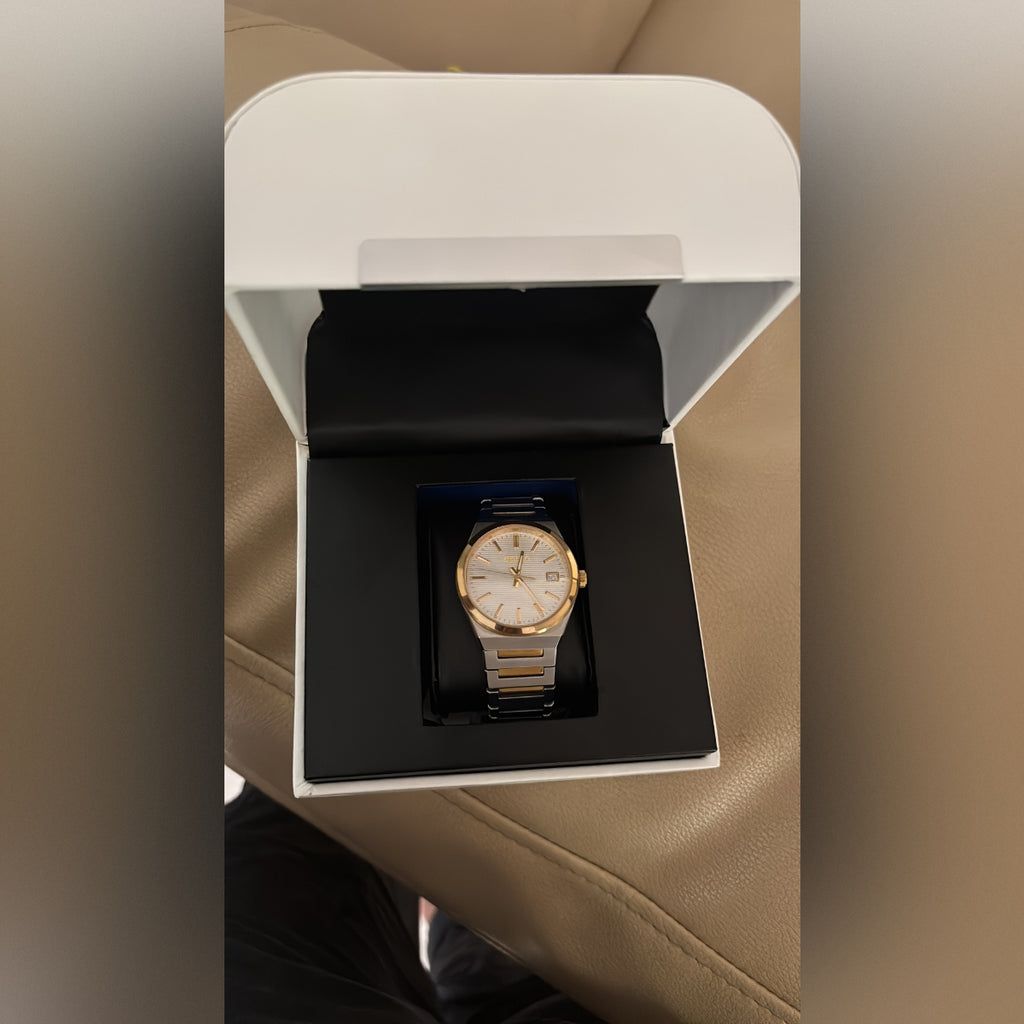 Seiko SUR558P1 Analog Watch