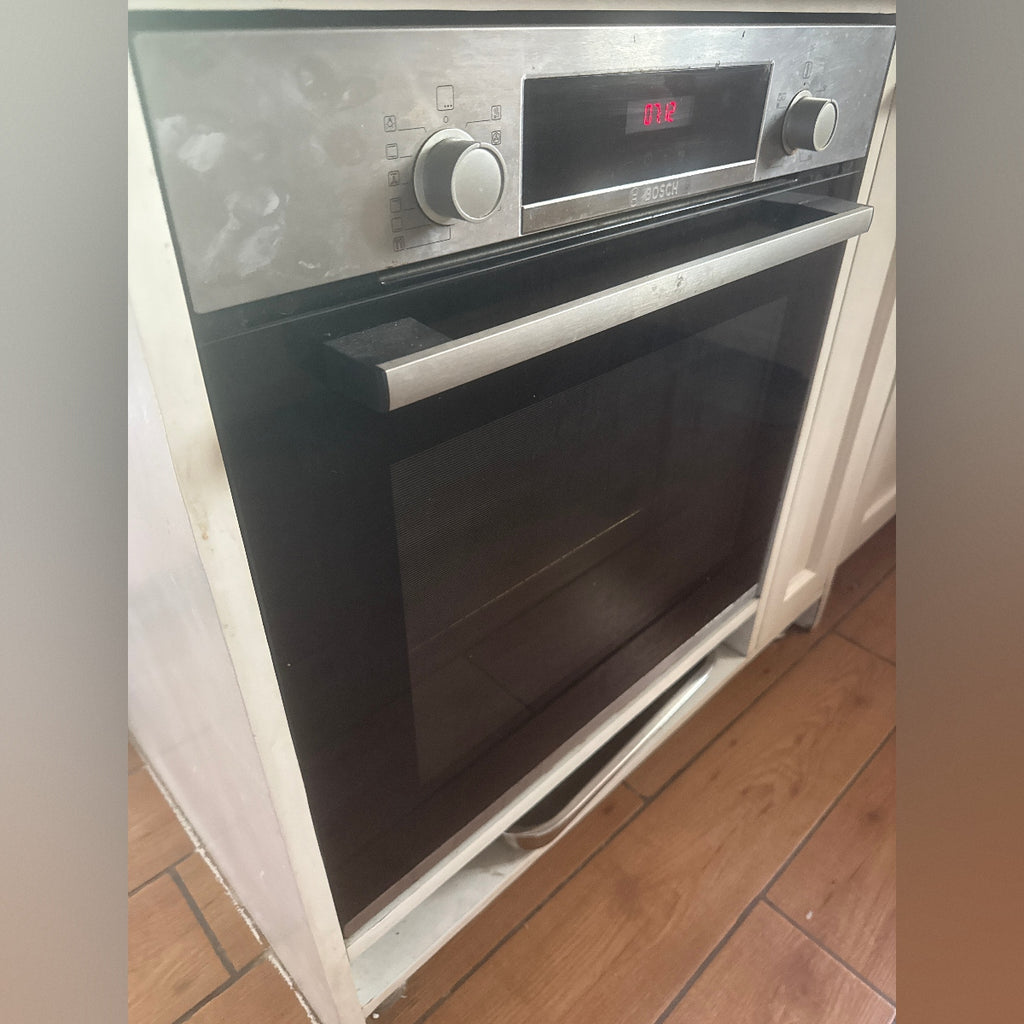 Bosch Series 4 Built-In Electric Oven