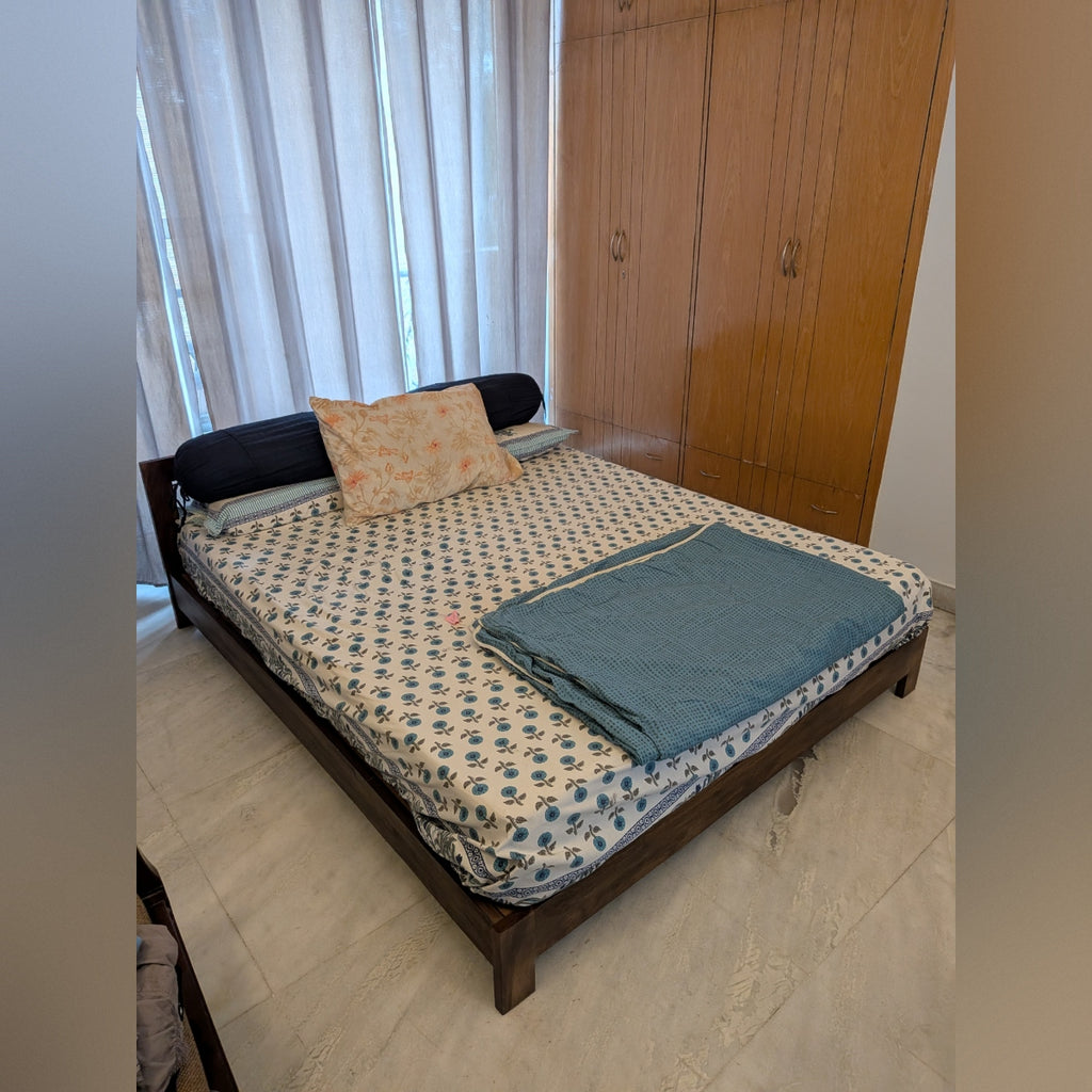 Pepperfry Queen Bed (6x5) + Wakefit 8" Mattress