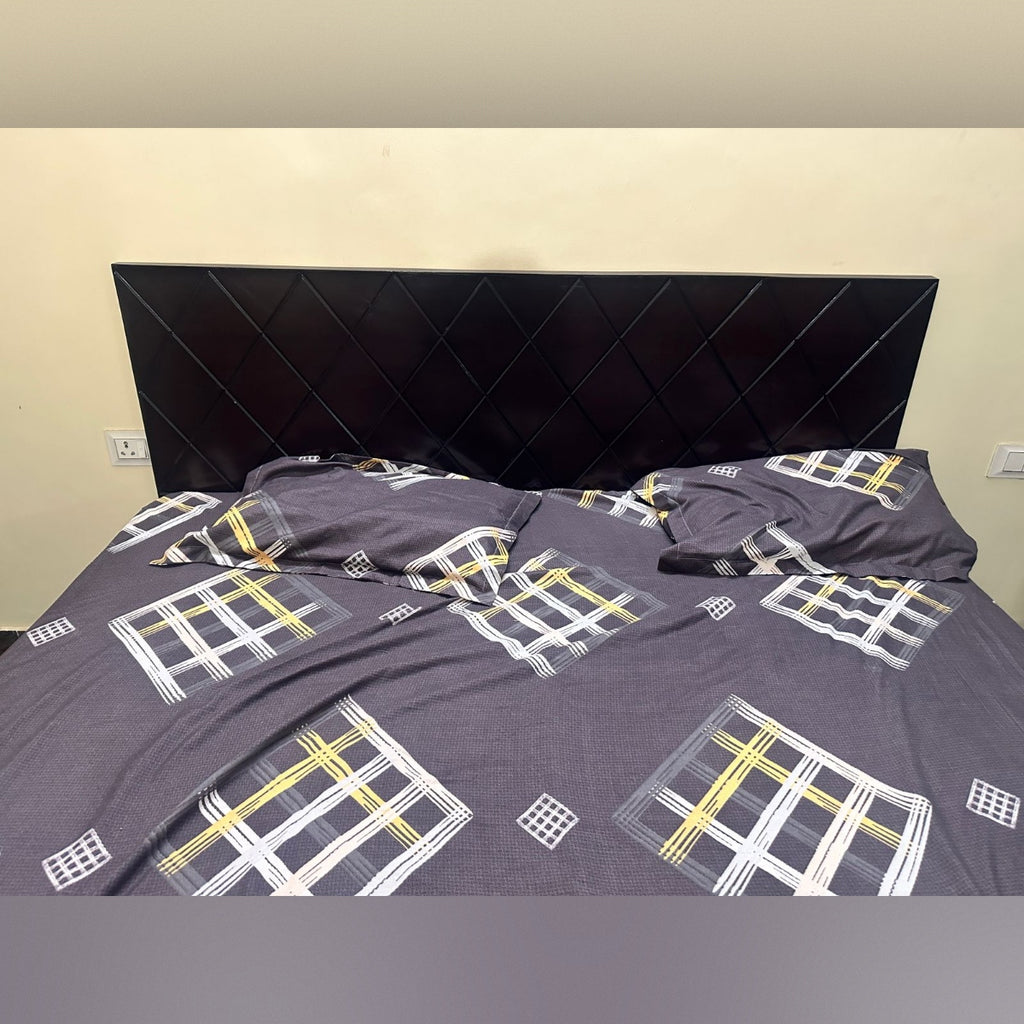 King size bed with mattress