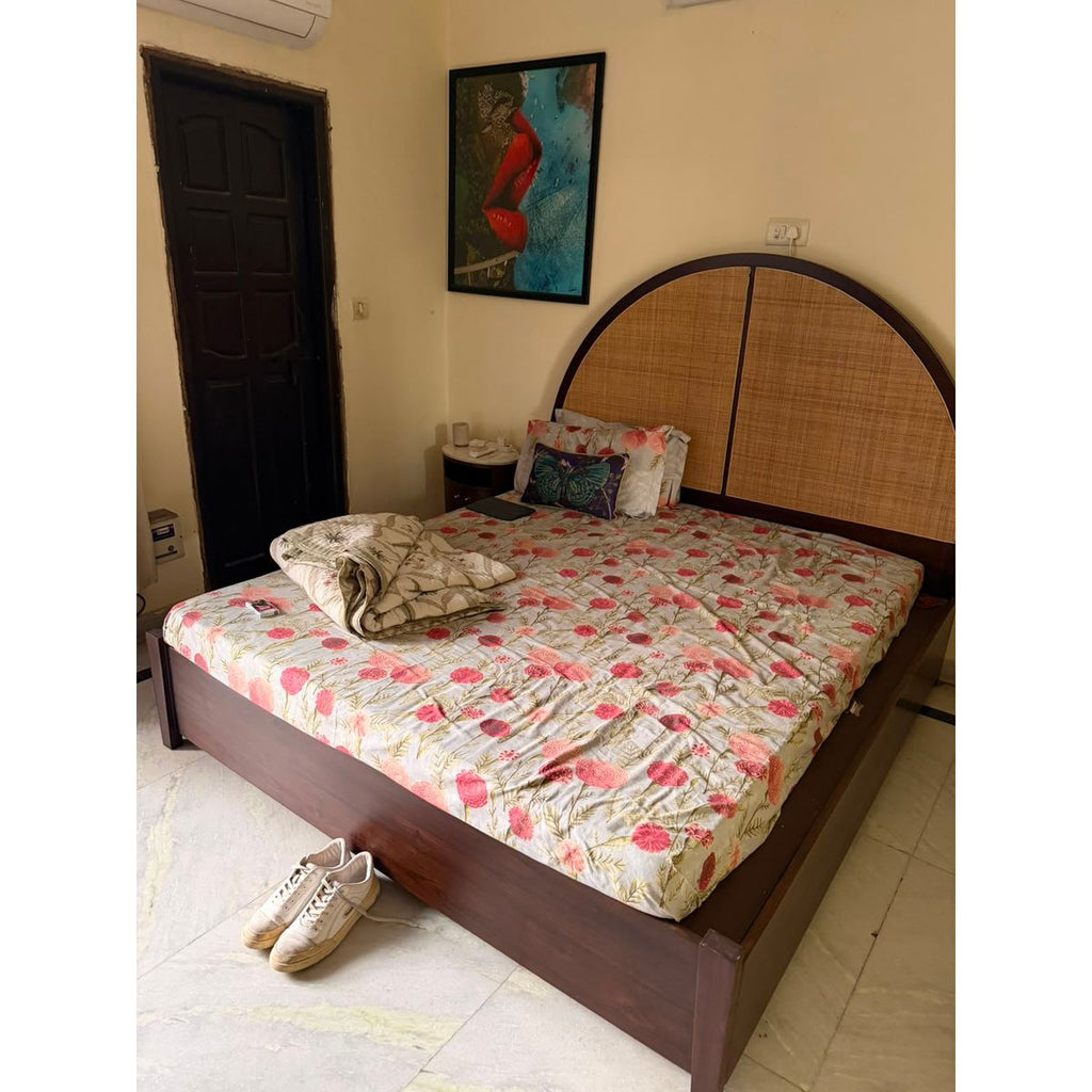 Sheesham Wood Bed with Rattan Headboard (King)