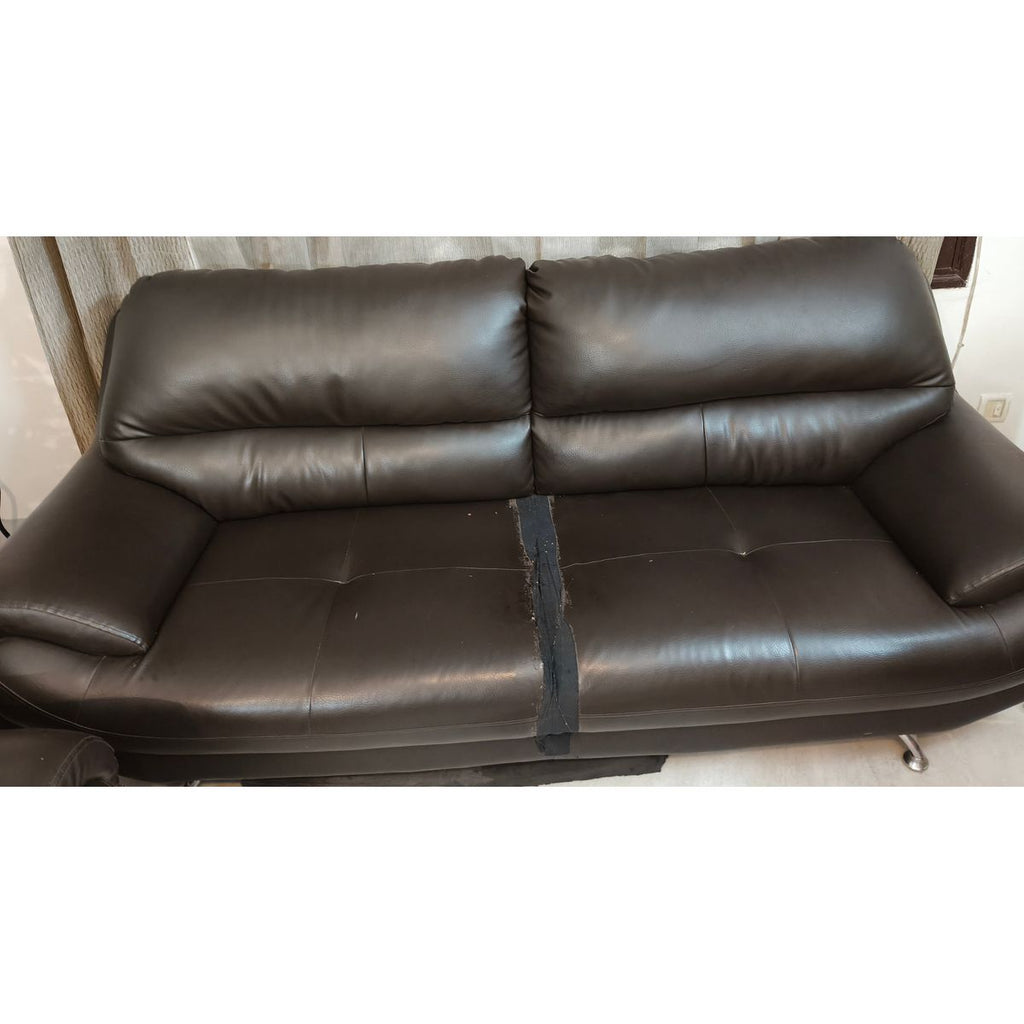 Godrej Interio 7-Seater Sofa Set 3+2+2