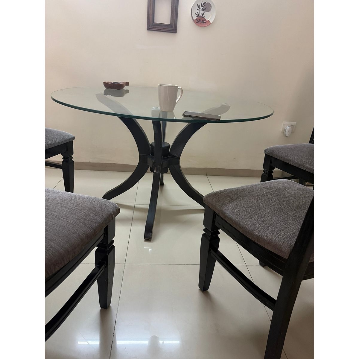 4-Seater Round Dining Table - Front