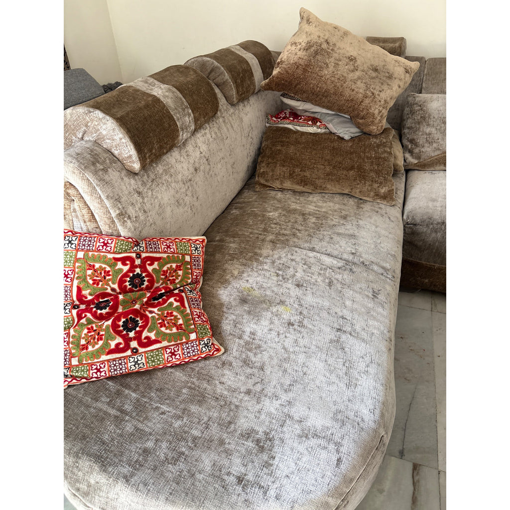 7-Seater L-Shaped Fabric Sofa - used living-room in Gurugram - photo 3