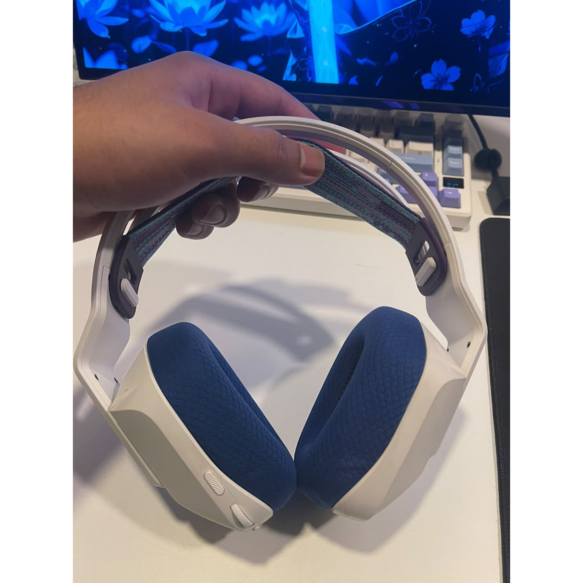 Logitech G733 Wireless Headset - used headphones in Gurugram - photo 2