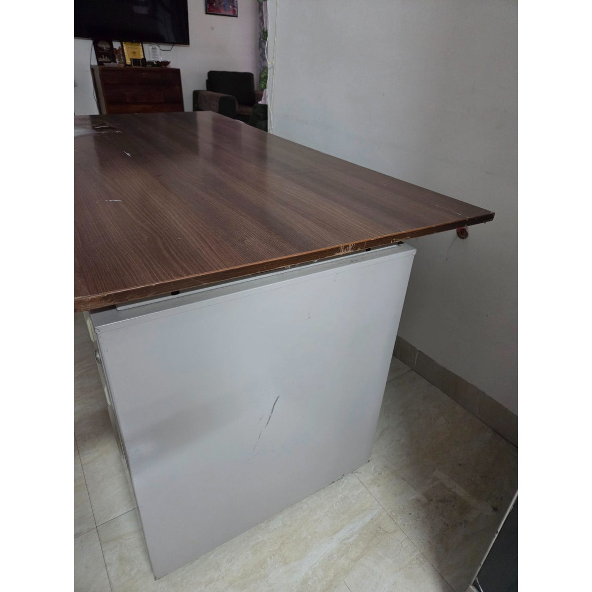 Godrej Study Desk with Three Lockable Drawers - used study-office in Noida - photo 5