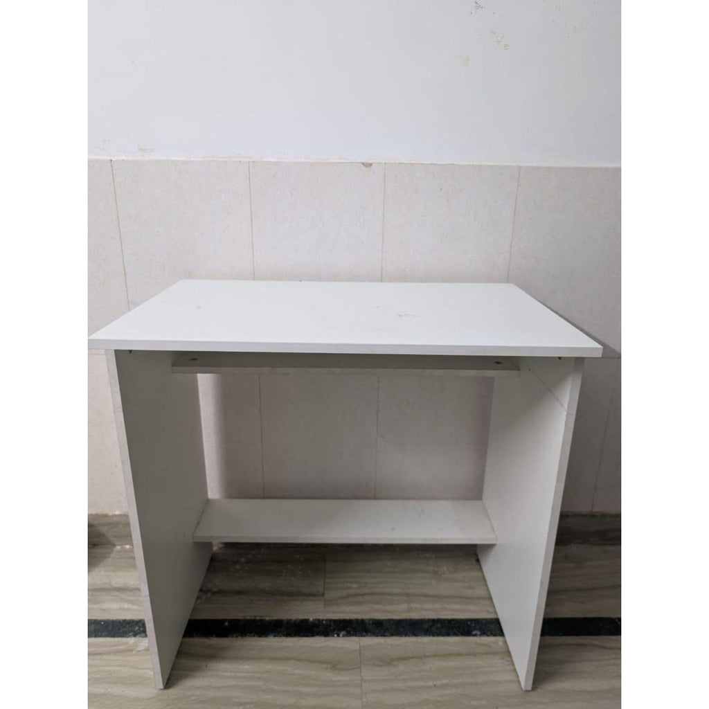 White Computer Table and Side Table - used study and office in Delhi - photo 1