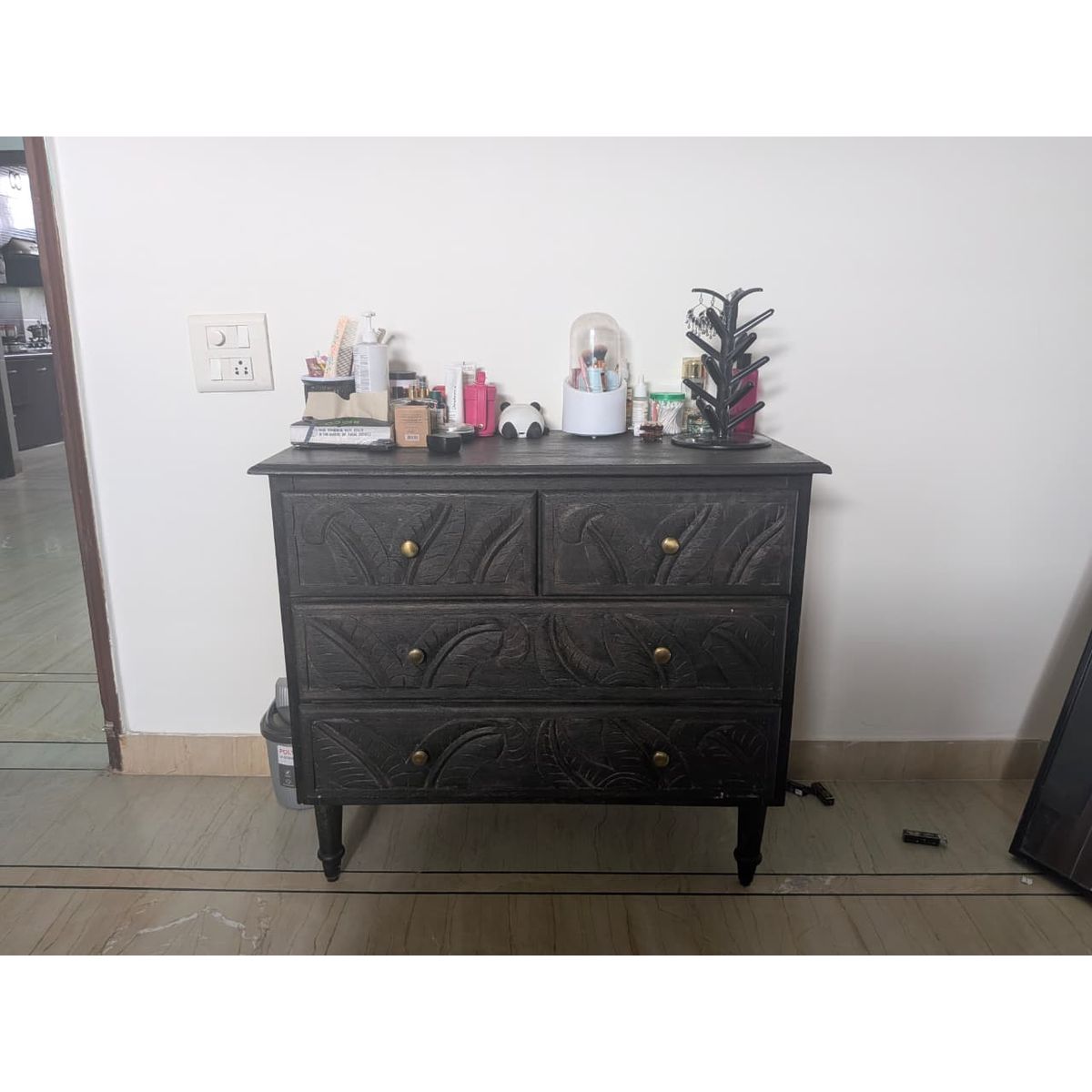 Solid wood hand-carved dressing table front