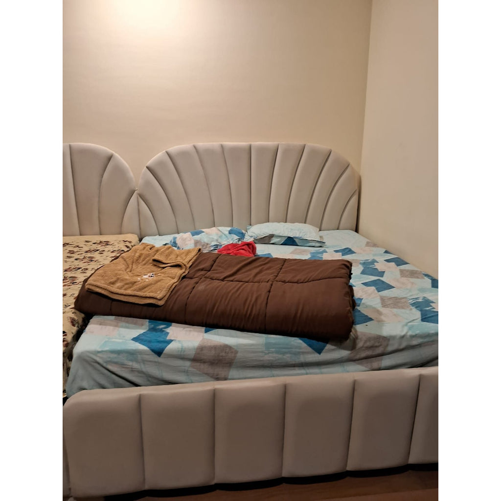 Upholstered storage bed pair, double and single - photo 3