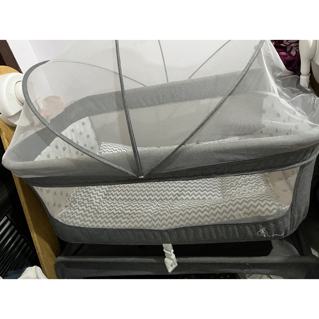 R for Rabbit baby cot - used kids corner in Delhi - photo 1