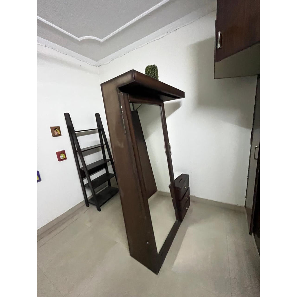 Narsons dressing table - used bedroom furniture in Delhi - photo 3