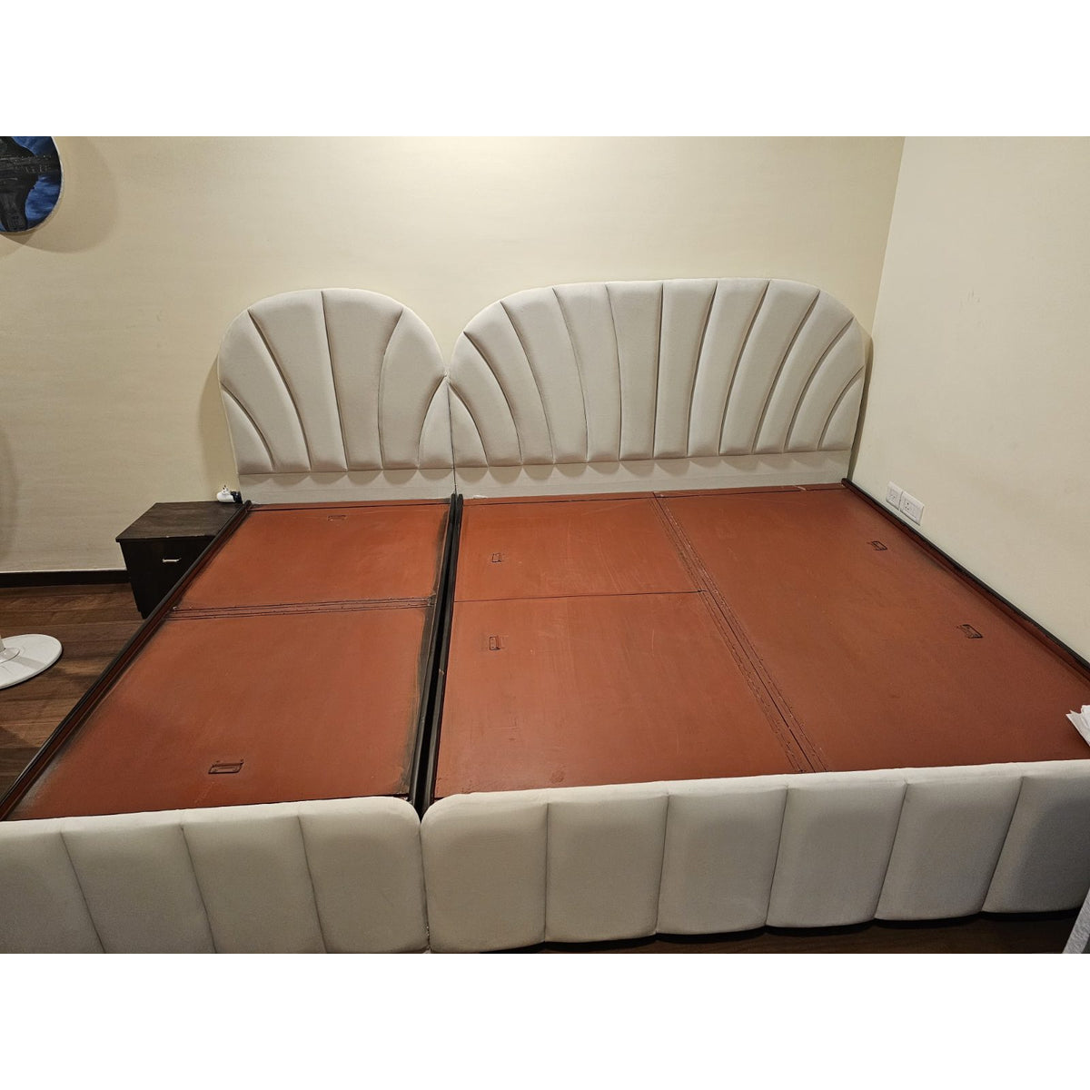 Upholstered storage bed pair, double and single - photo 8
