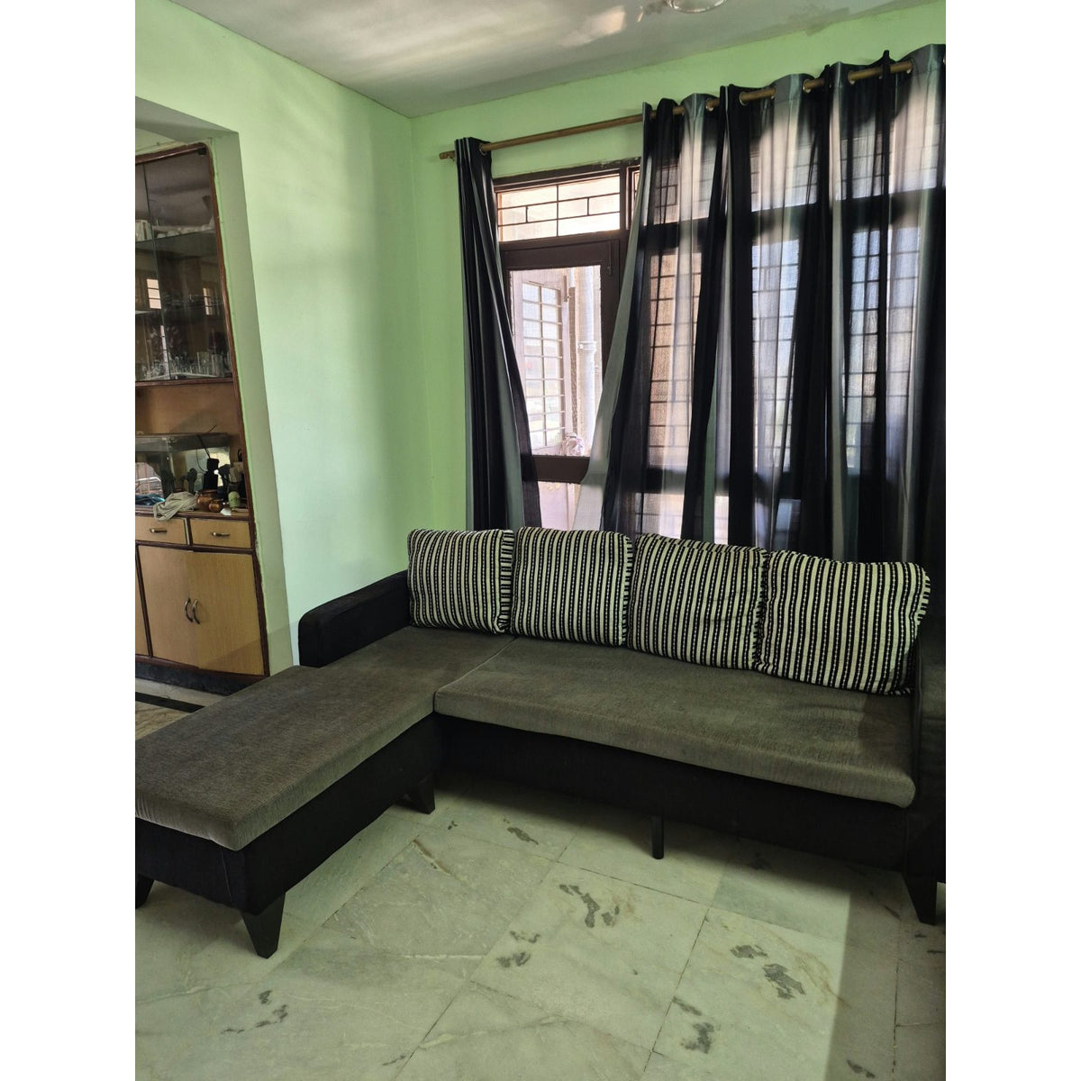 Pepperfry L-Shaped Sofa - used living room in Gurugram - photo 2