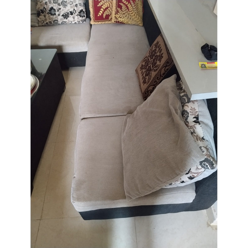 7-Seater L-Shaped Sofa - used living room in Gurugram - photo 2