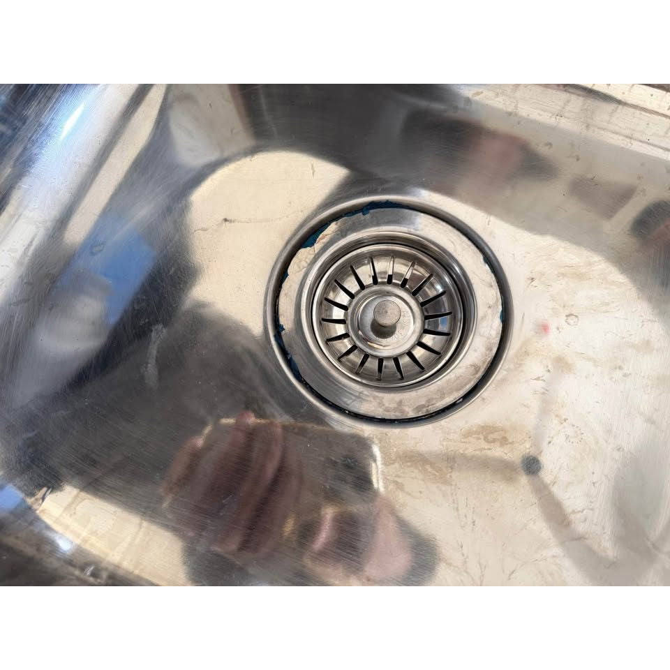 Hindware Single-Bowl Kitchen Sink with Drainboard - used kitchen & appliances in Noida - photo 1