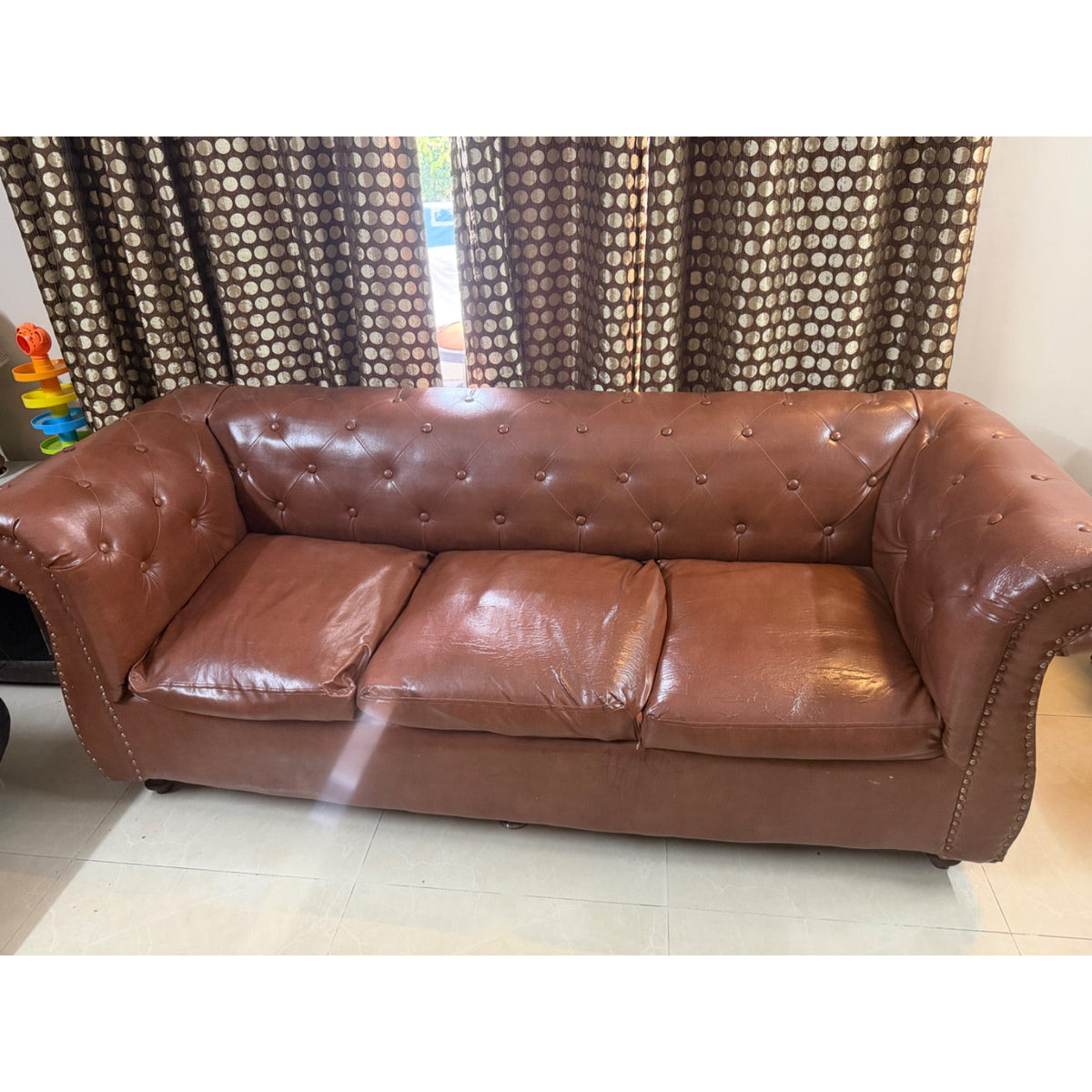 Brown Chesterfield Sofa Set - used living-room in Gurugram - photo 1
