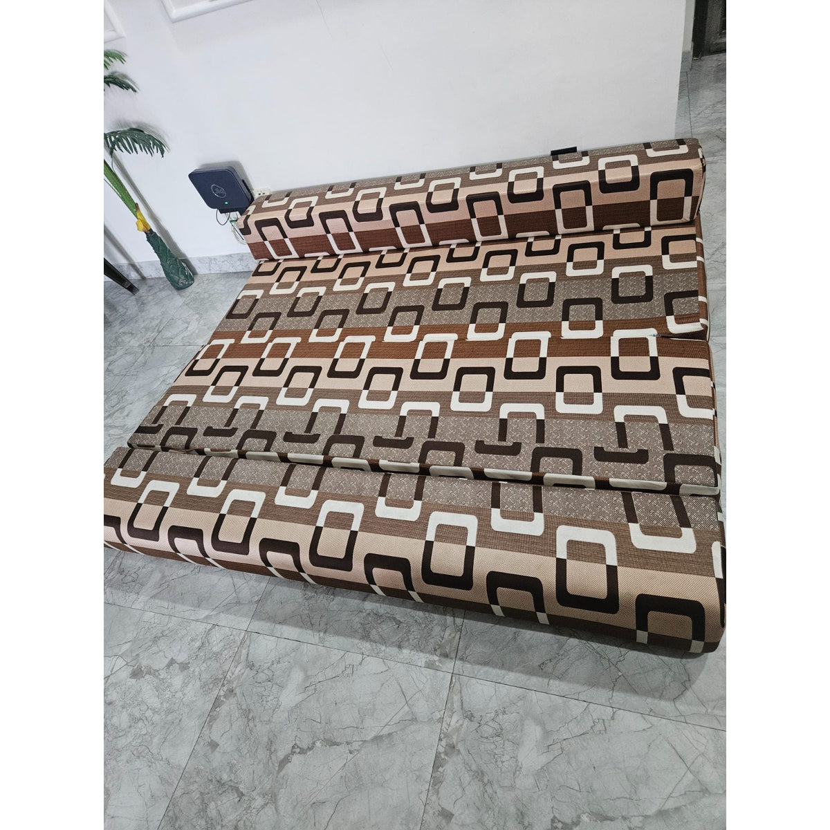 Sofa Cum Bed 6 x 6 ft - used living room in Gurugram - photo 3