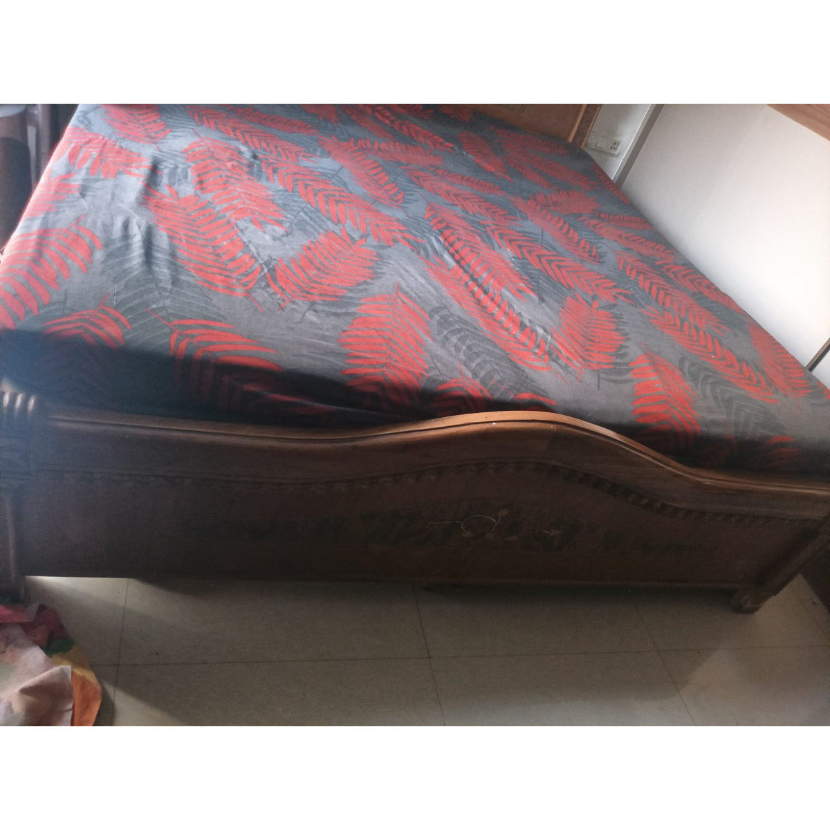 Wooden Double Storage Bed with Mattress - used bedroom in Noida - photo 3