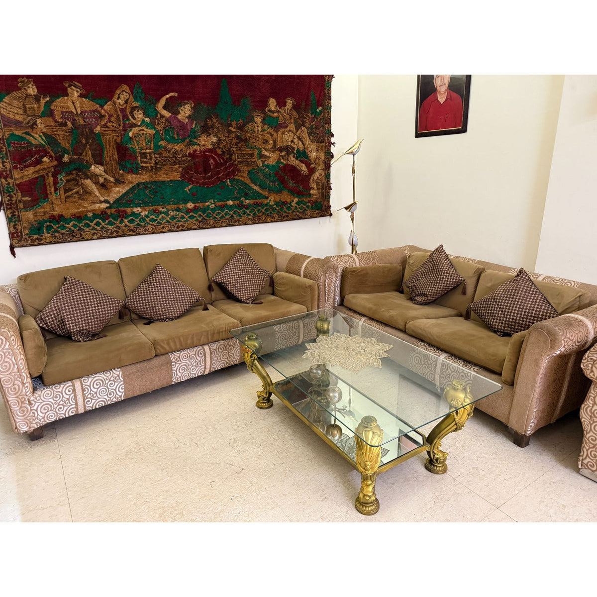 3+2 Seater Fabric Sofa Set - used living-room in Gurugram - photo 1