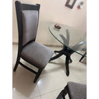 4-Seater Round Dining Table - Detail