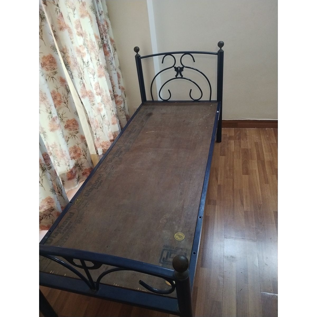 Single Bed (Steel + Wood Frame)