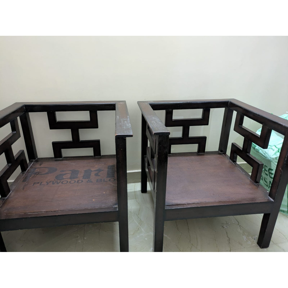 3+1+1 Wooden Sofa Set with Centre Table - used Living Room in Delhi - photo 3