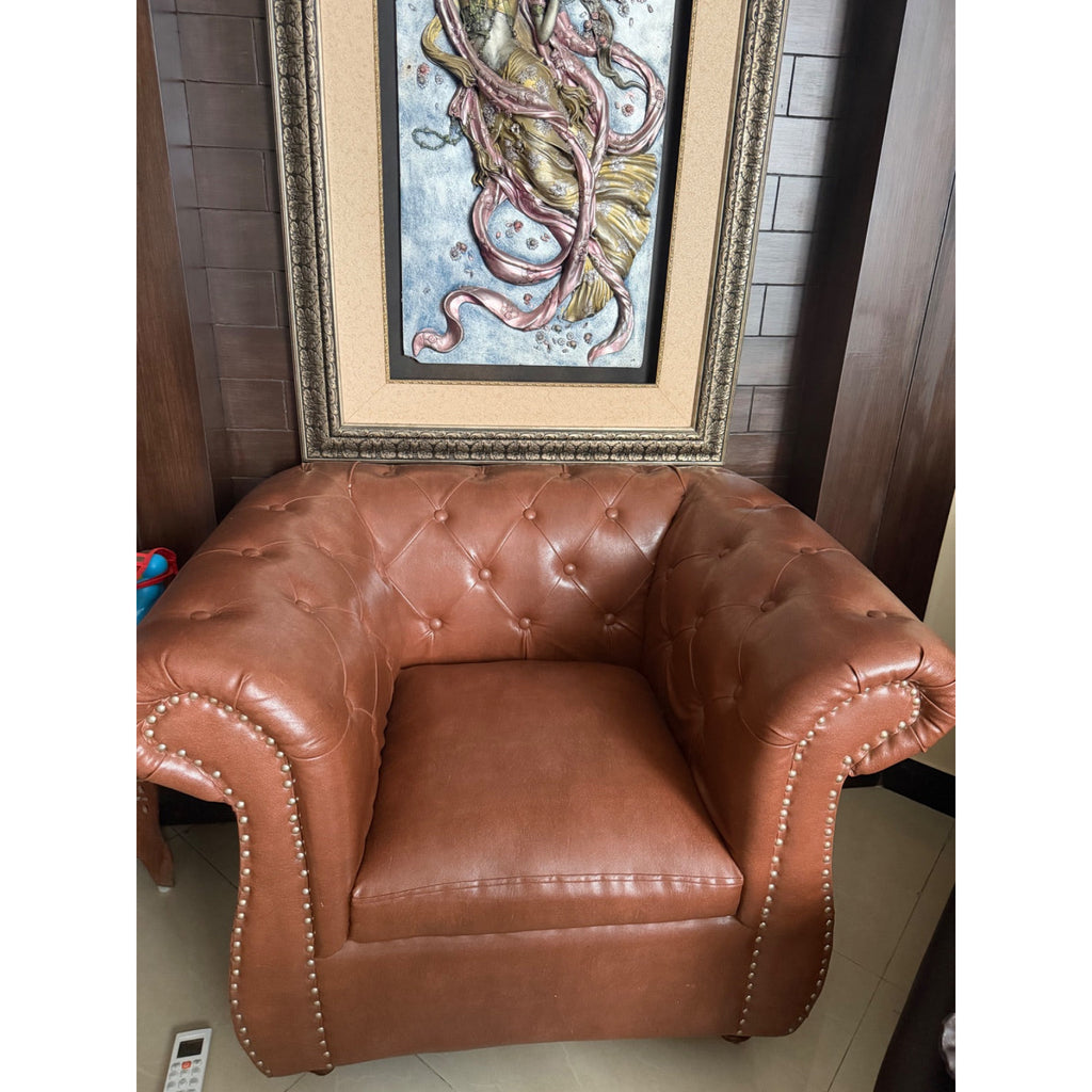Brown Chesterfield Sofa Set - used living-room in Gurugram - photo 2