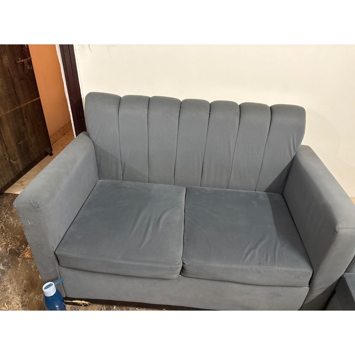 Grey Fabric 3+2 Sofa Set with Coffee Table - used living-room in Delhi - photo 6