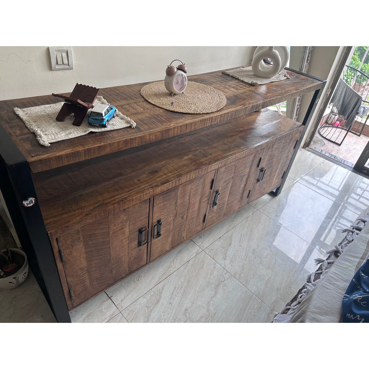 Cabinet right angle