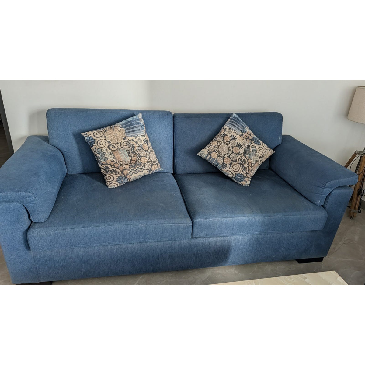Blue 6+2 Sofa Set - used living room in Gurugram - photo 3