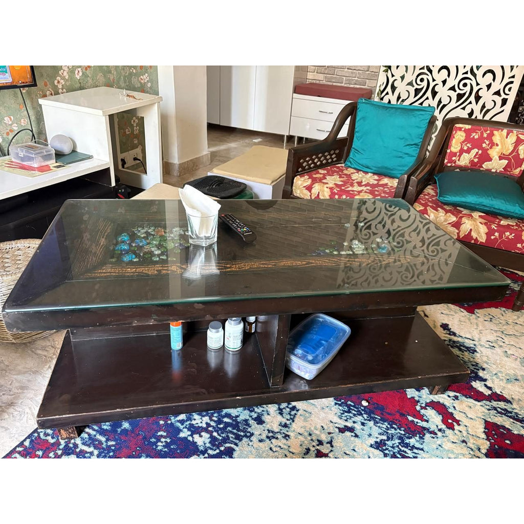 Sofa Set with Centre Table and 6-Seater Dining Set - used living room in Gurugram - photo 3