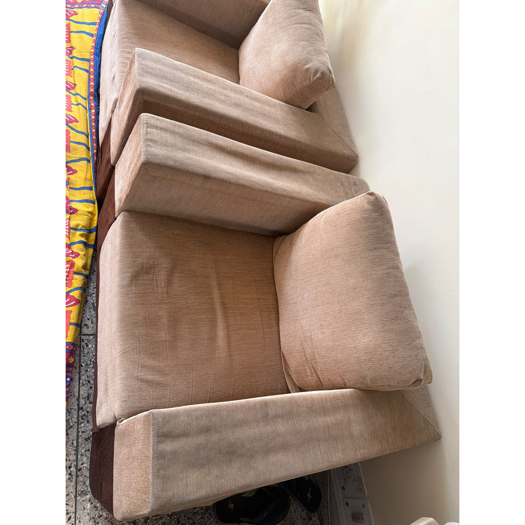 Fabric 3+1+1 Sofa Set, Frame Repair Required - used living-room in Delhi - photo 6