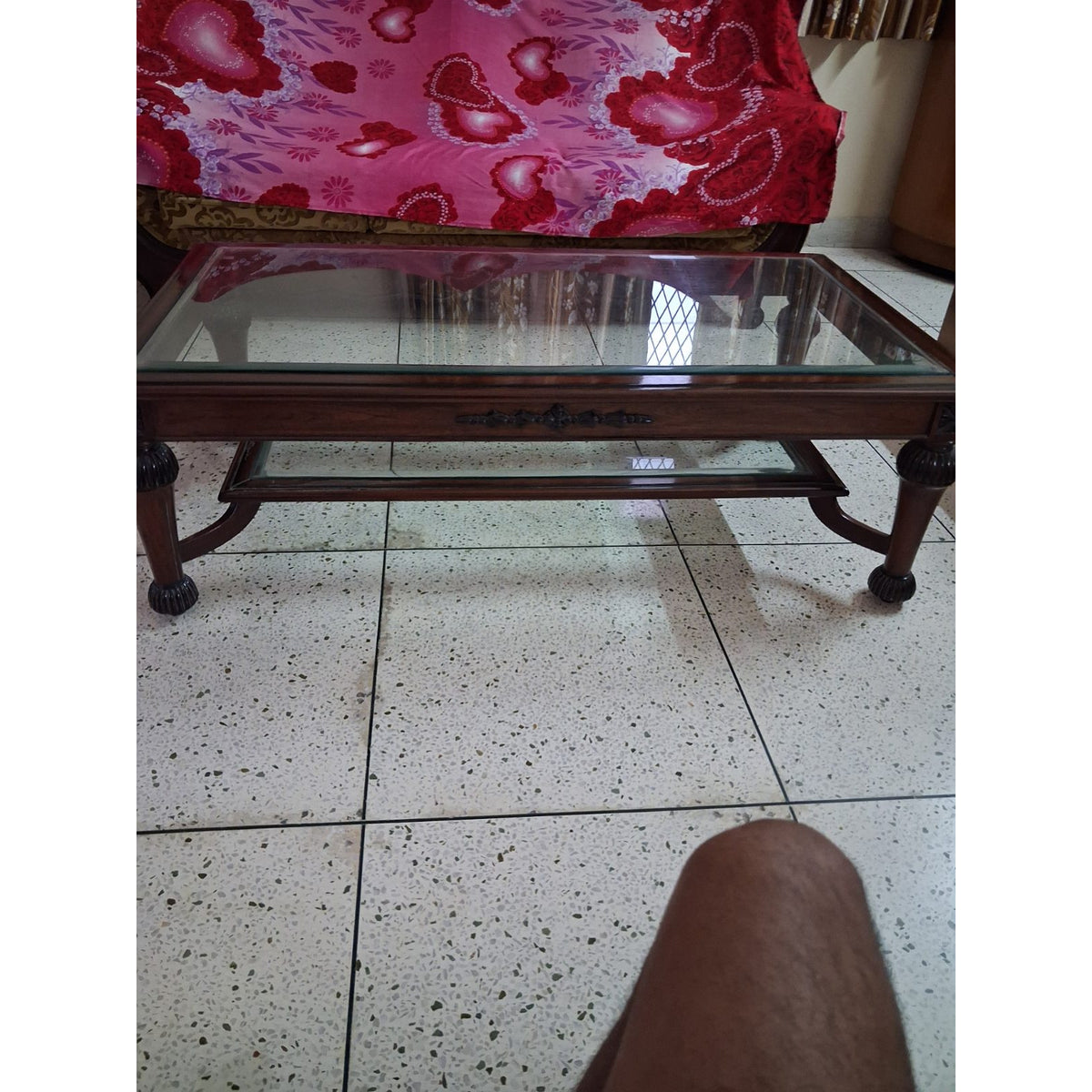 Carved Wood Centre Table, Glass Top - used centre table in Gurugram - photo 2