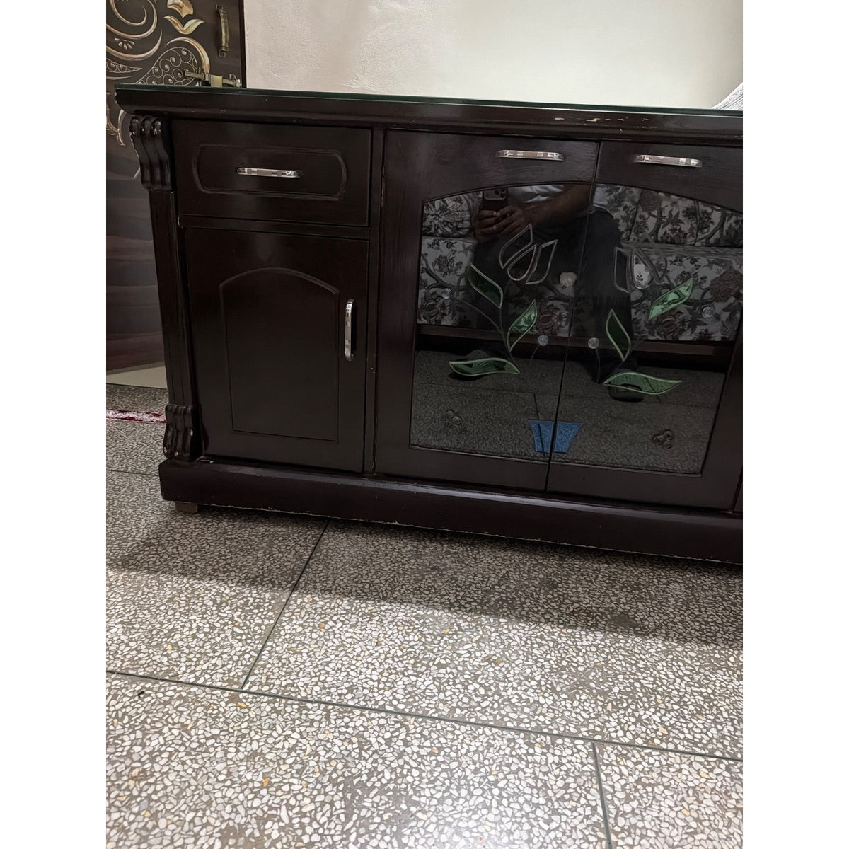 Dark Wood-Finish Sideboard with Glass Doors - used Living Room in Delhi - photo 5