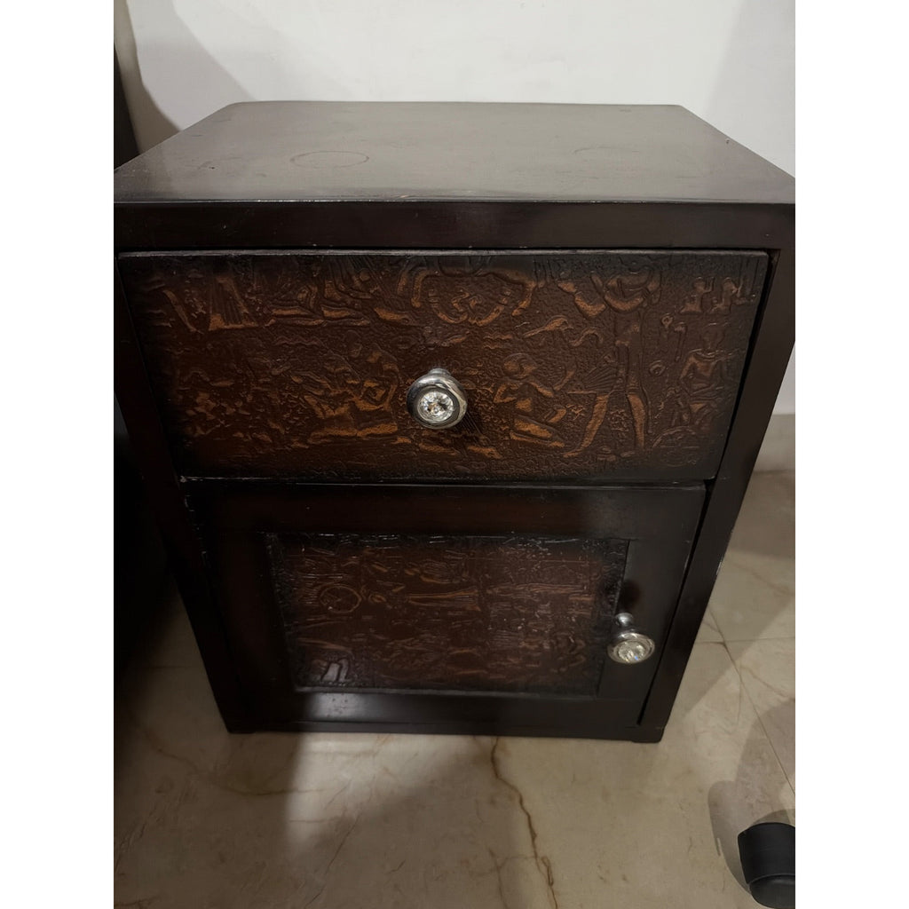 Bedside Tables (Set of 2), Dark Wood with Carved Panels - drawer and cabinet detail