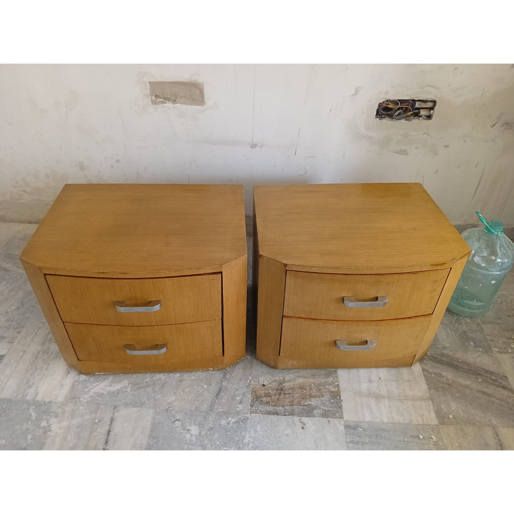 Two-drawer wooden bedside tables - used bedroom in Delhi - photo 1