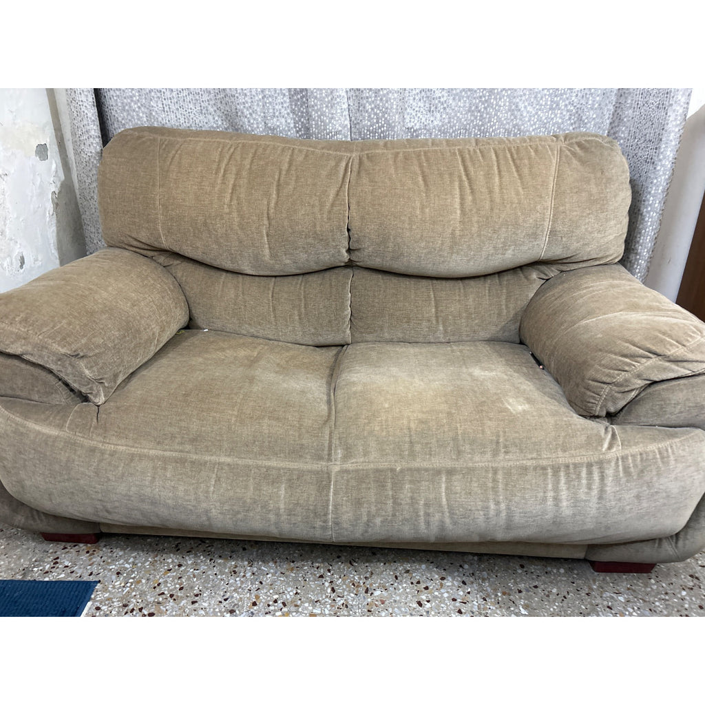 Lifestyle 3+2 Sofa Set - used living room in Gurugram - photo 3