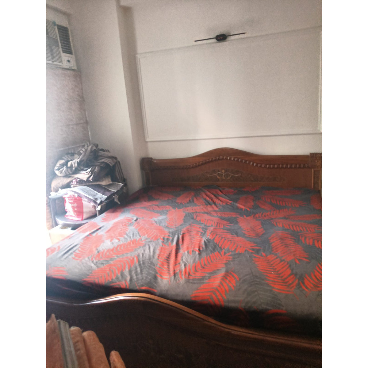 Wooden Double Storage Bed with Mattress - used bedroom in Noida - photo 1