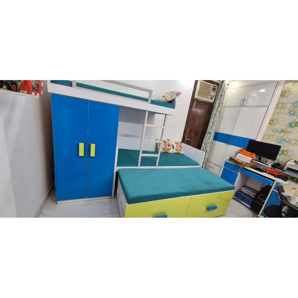 Kids Bunk Bed with Wardrobe and Trundle - used bunk bed in Delhi - photo 2