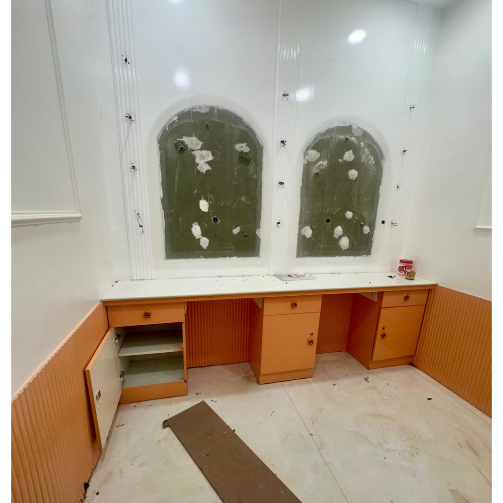 Salon Furniture Set - used salon furniture in Gurugram - photo 2