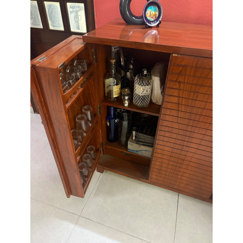 Wooden Bar Cabinet - used living room in Delhi - photo 2