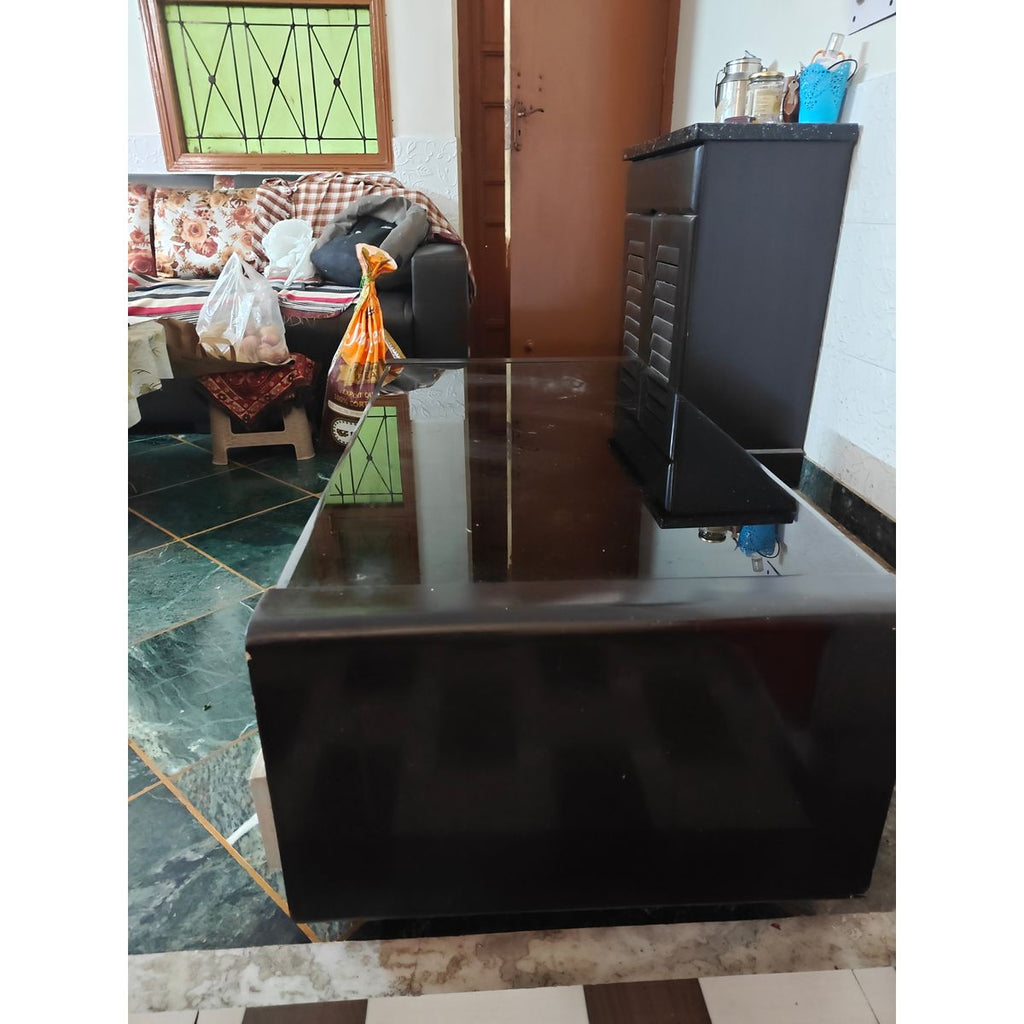 Centre Table side view