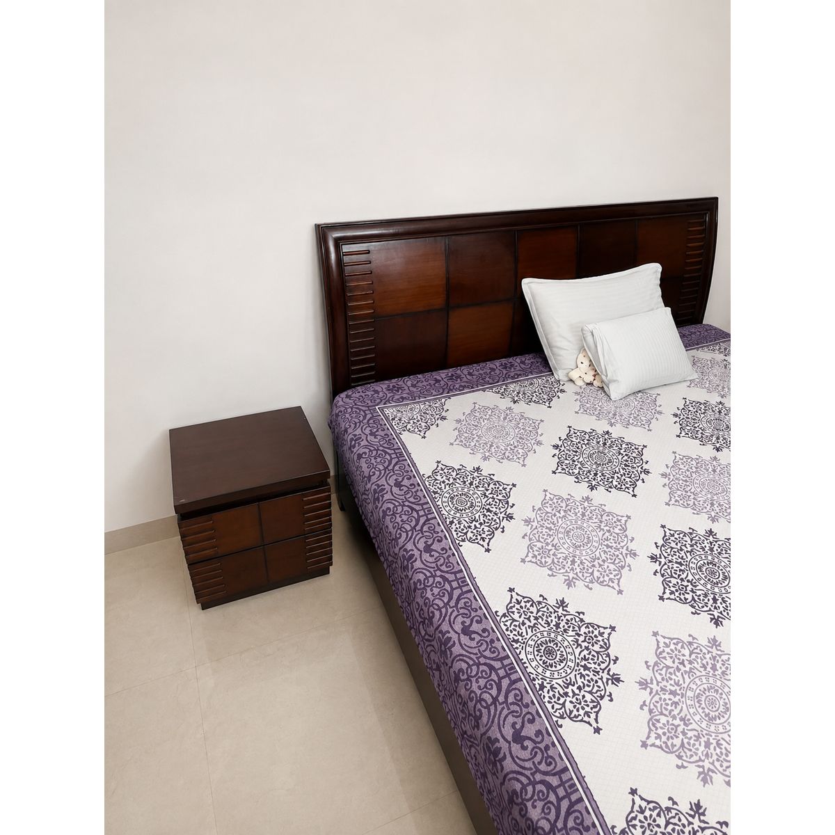 Sangwan King Bed - Right Angle View