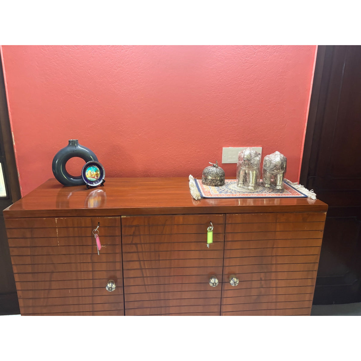 Wooden Bar Cabinet - used living room in Delhi - photo 1